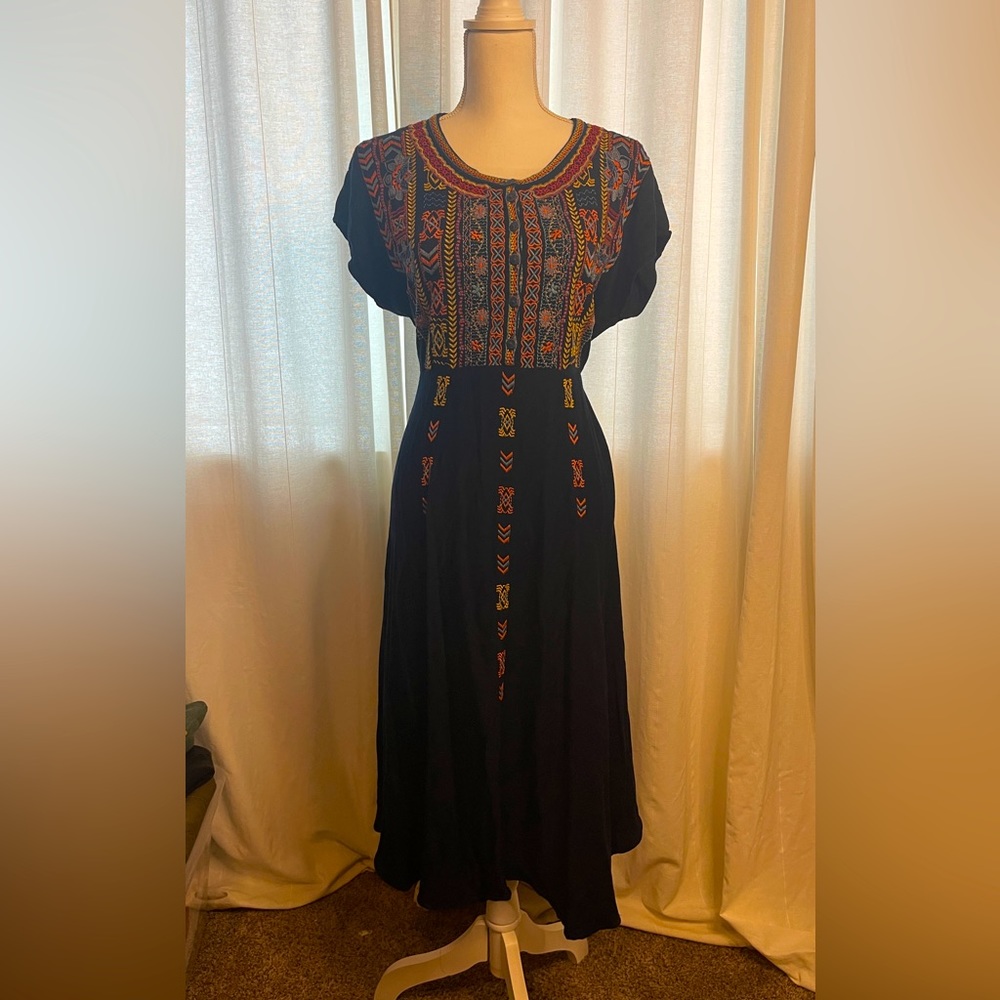 Beautiful Johnny Was Short Sleeve BoHo Dress.